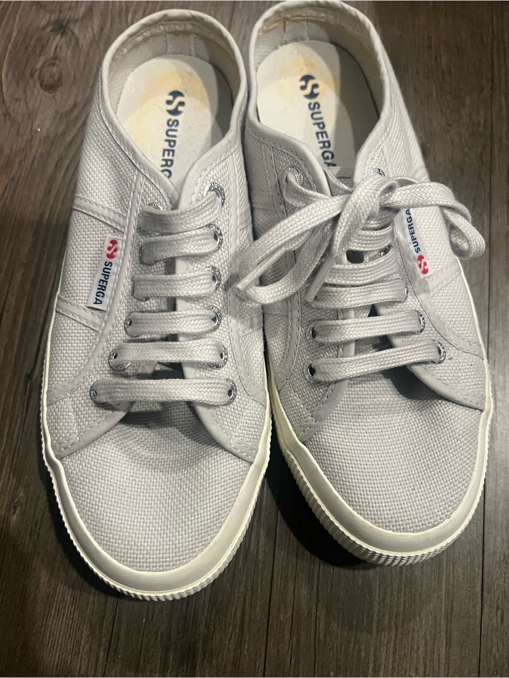 Superga Women’s Classic Canvas Sneakers - Light Gray
